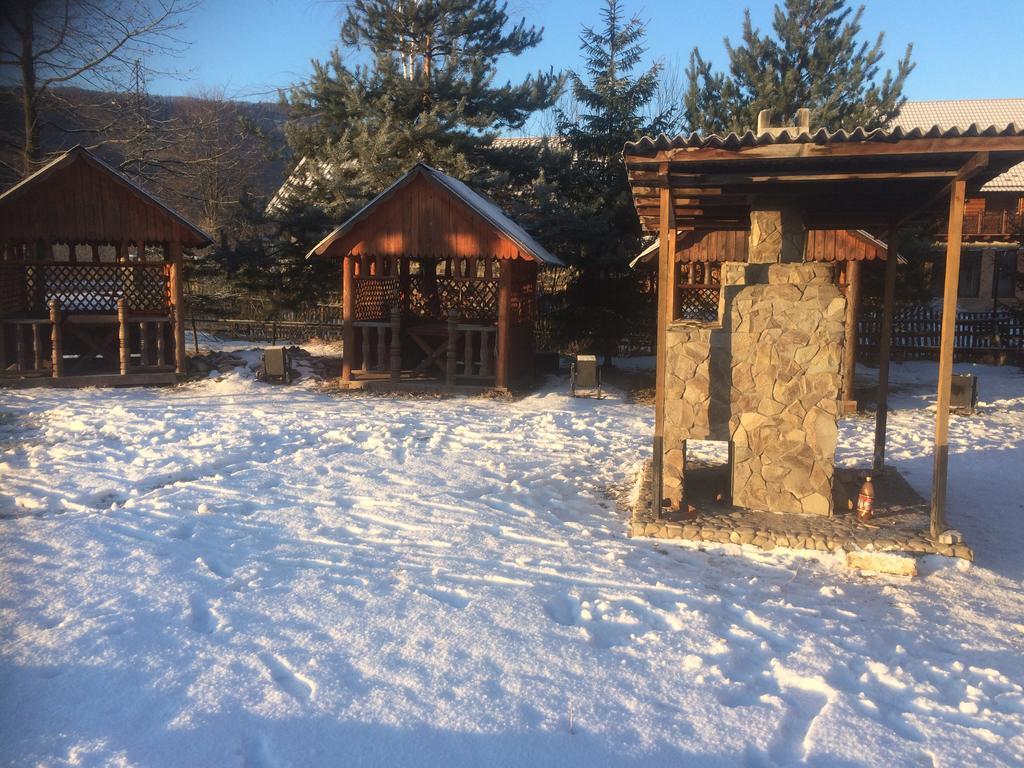 Guest House Dvir Pysanka Kosiv Exterior photo