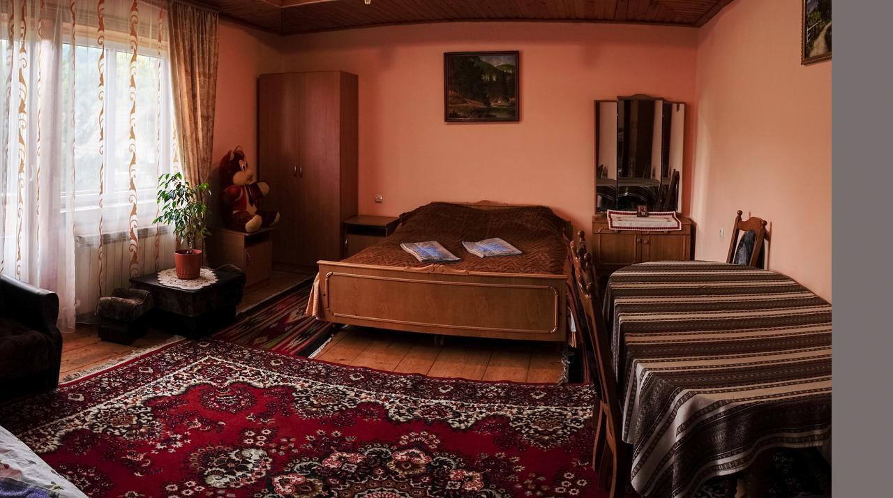 Guest House Dvir Pysanka Kosiv Exterior photo