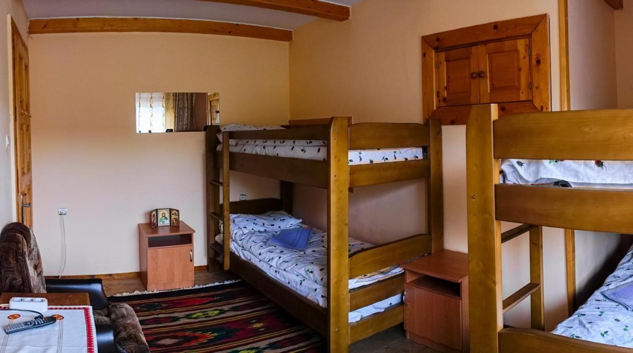 Guest House Dvir Pysanka Kosiv Exterior photo
