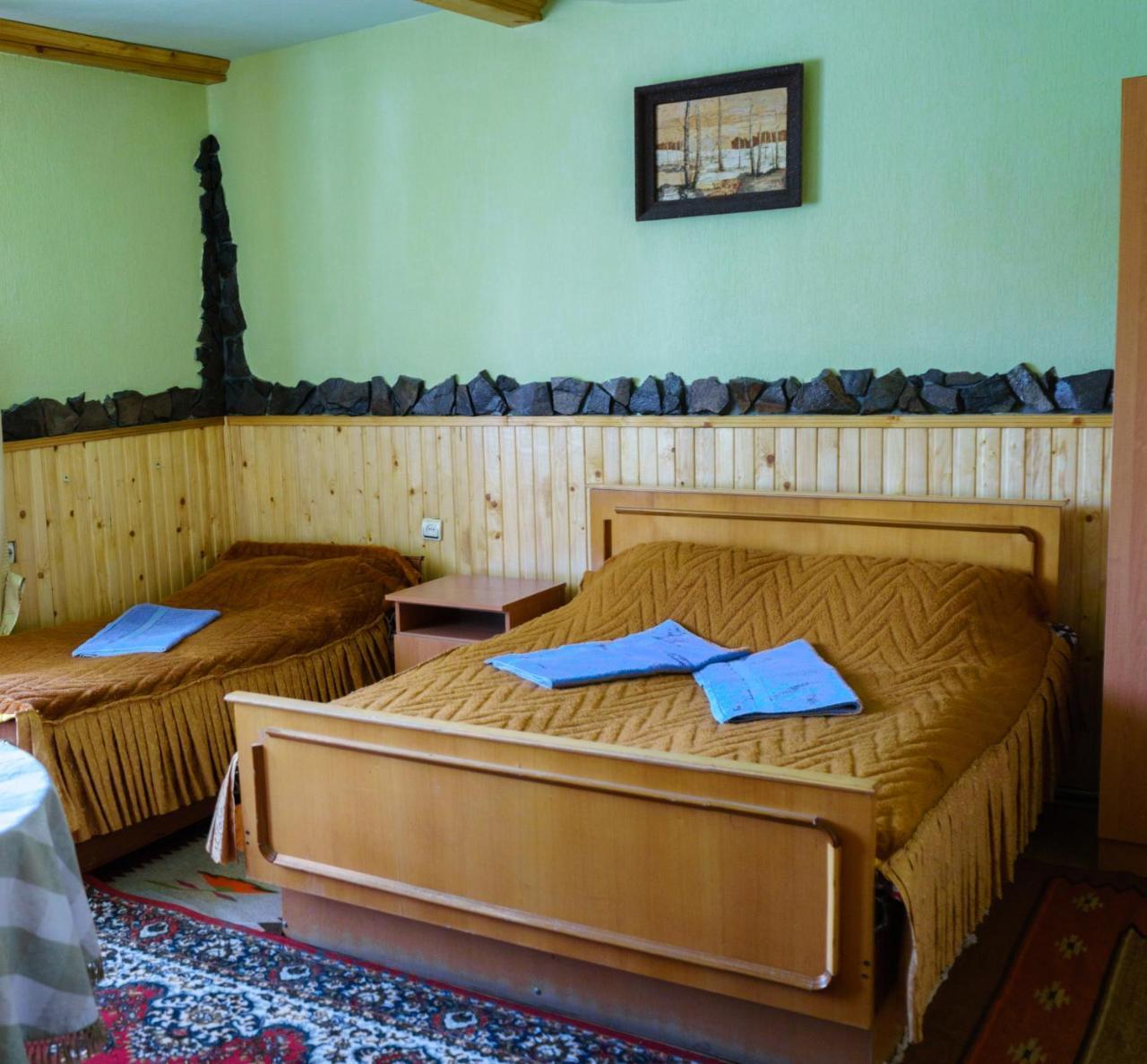 Guest House Dvir Pysanka Kosiv Exterior photo