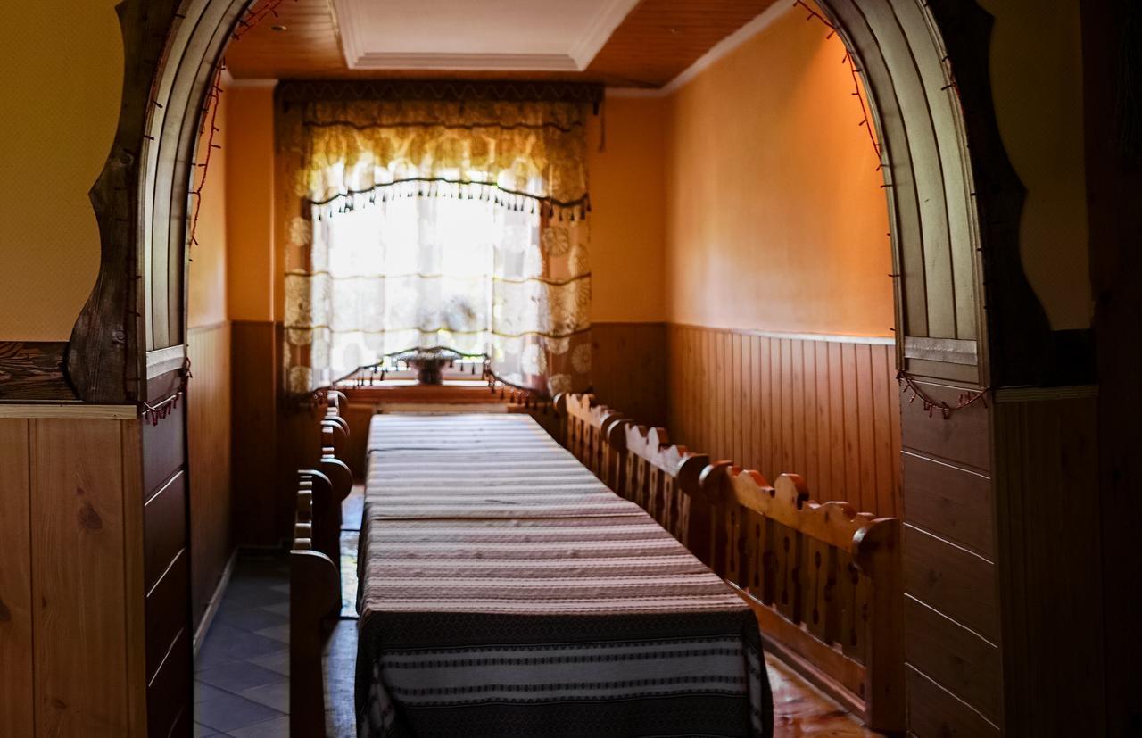 Guest House Dvir Pysanka Kosiv Exterior photo